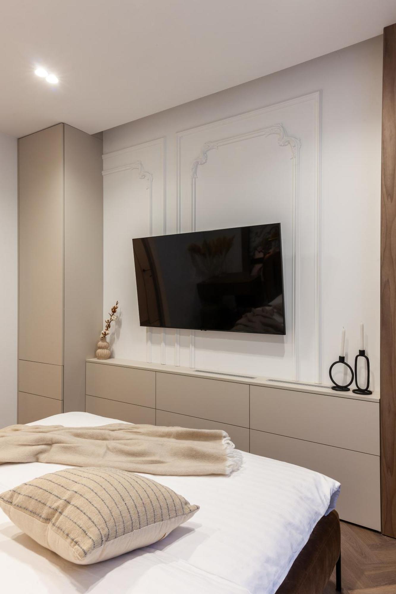Apartment Shevchenko St.,New Building リヴィウ エクステリア 写真